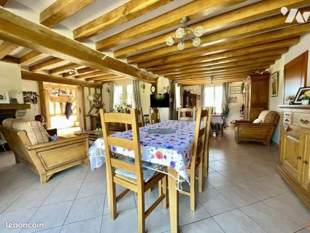 Maison vente à Lisieux, Normandie