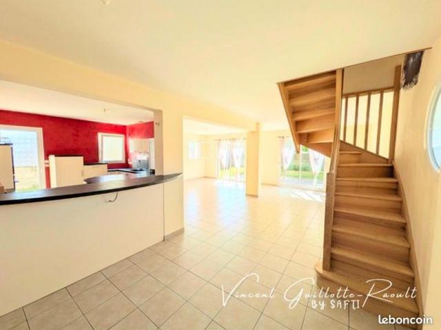 Maison vente à Nantes, Port-saint-père