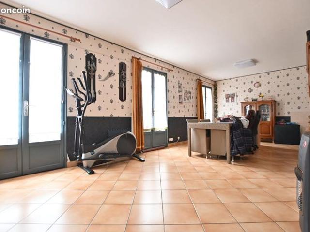 Maison vente à Abbeville, Cambron