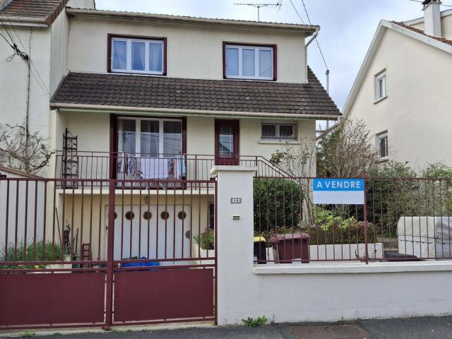 Maison vente à Chelles, Castermant
