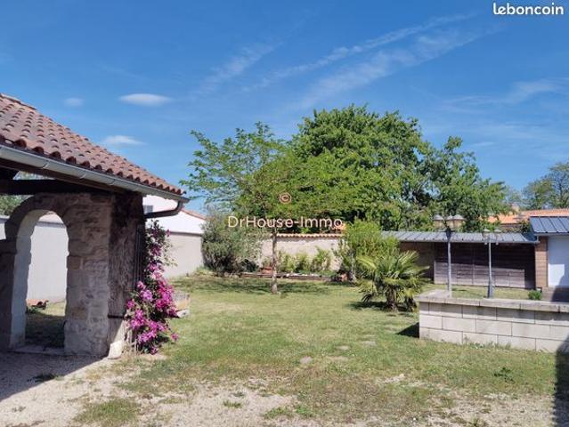 Maison vente à Poitiers, Chabournay