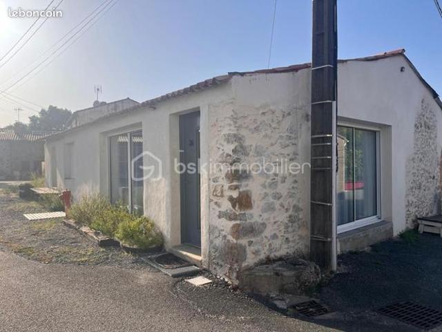 Maison vente à Monnières