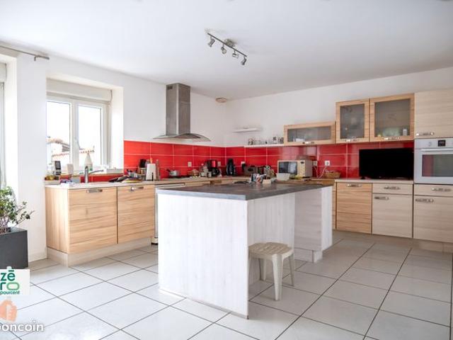 Maison vente à Fontenay-le-Comte, Saint-denis-du-payré