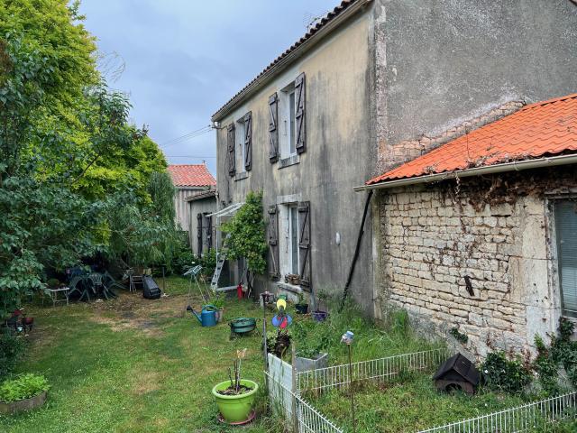Maison vente à Saint-Étienne-de-Brillouet, Vendée