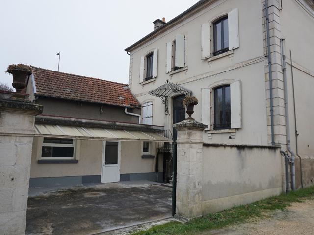 Maison vente à Bourges, Saint-doulchard