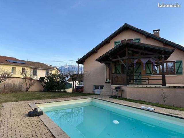 Maison vente à Grenoble, Charnècles