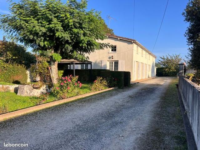 Maison vente à Saintes, Chérac