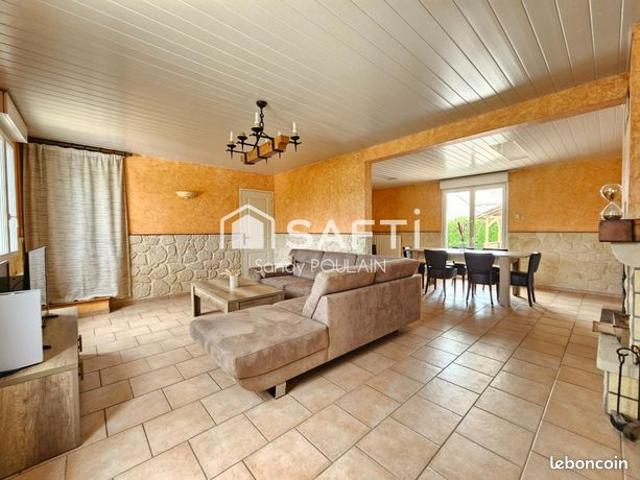 Maison vente à Coutances, Normandie