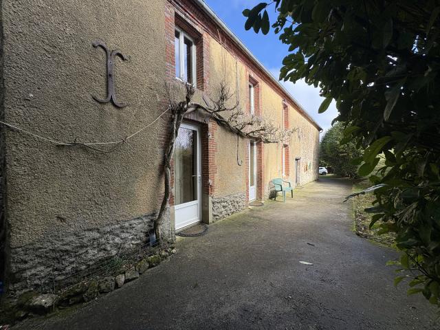 Maison vente à Mortagne-au-Perche, Echauffour