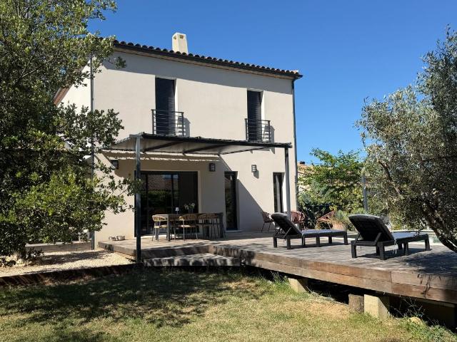 Maison location à Nîmes, Arpaillargues-et-aureillac