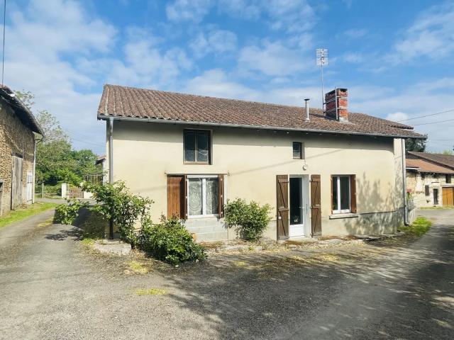 Maison vente à Confolens, Pressignac