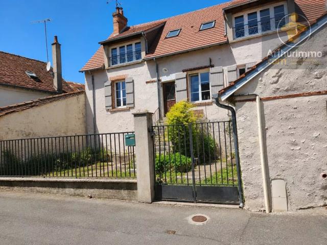 Maison vente à Blois, Avaray