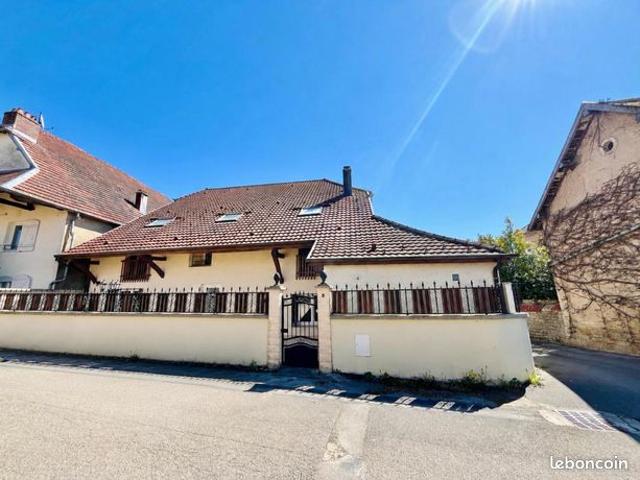 Maison vente à Besançon, Bourgogne-Franche-Comté