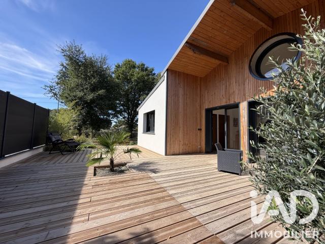 Maison vente à La Haie Biète, Issé