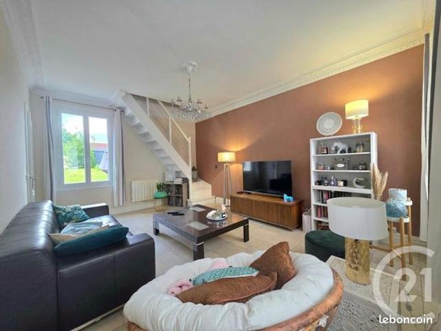 Maison vente à Senlis, Chambly