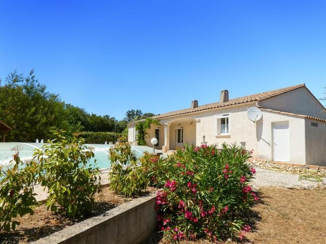 Maison vente à Nîmes, Lussan