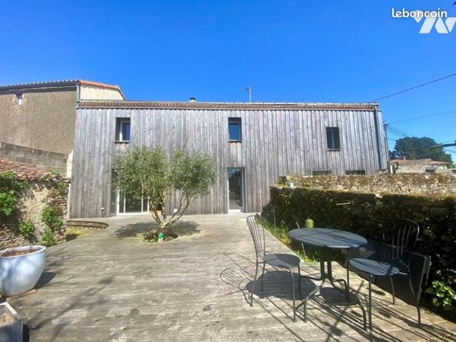 Maison vente à La Roche-sur-Yon, La Bernardière