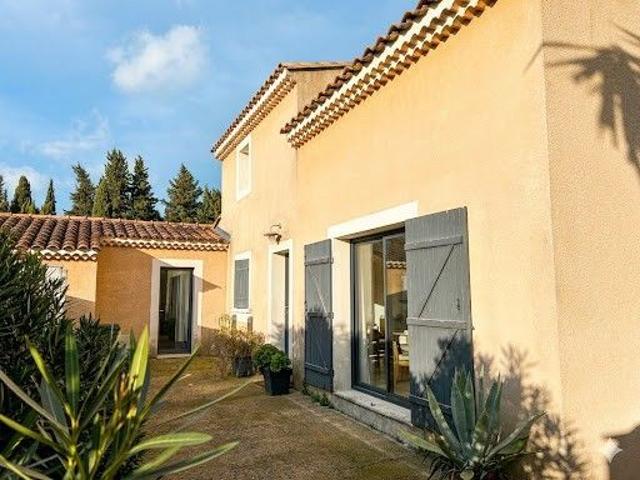 Maison vente à Arles, Rognonas