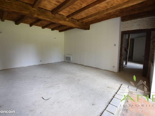 Maison vente à Confolens, Mazerolles