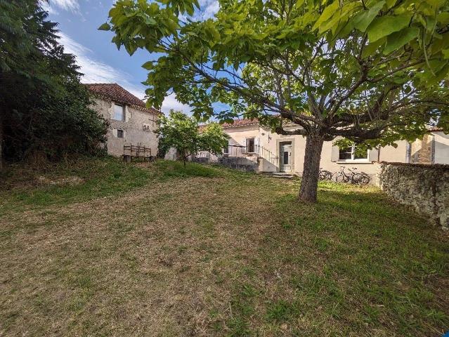 Maison vente à Angoulême, Aubeterre-sur-dronne