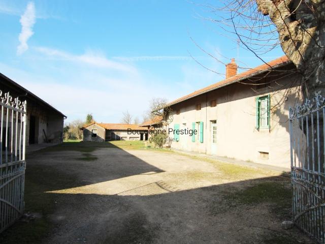 Maison vente à Mâcon, Préty