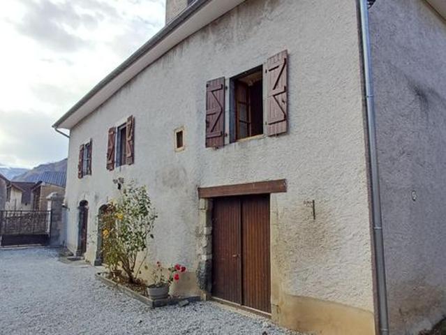 Maison vente à Oloron-Sainte-Marie, Gère-bélesten