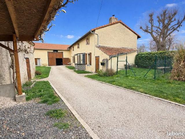 Maison vente à Riom, Saint-clément-de-régnat