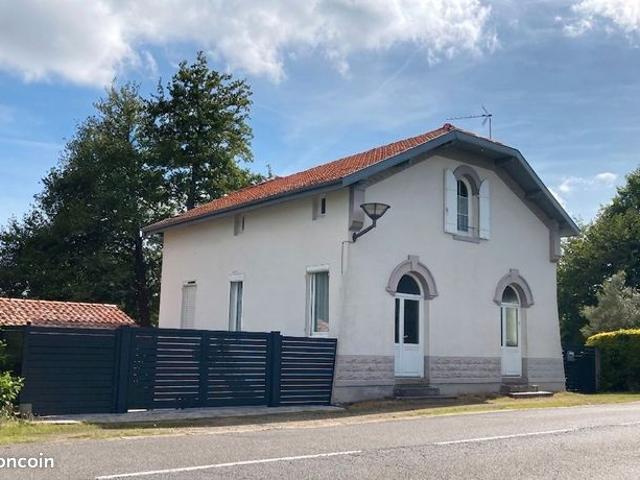 Maison vente à Mont-de-Marsan, Sabres