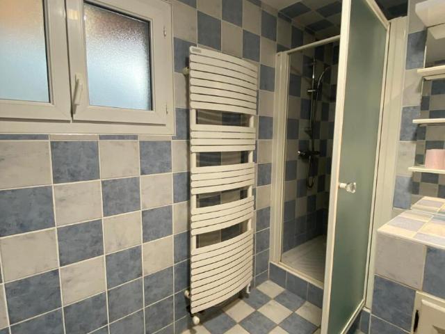 Maison location à France métropolitaine, Beaumont-monteux