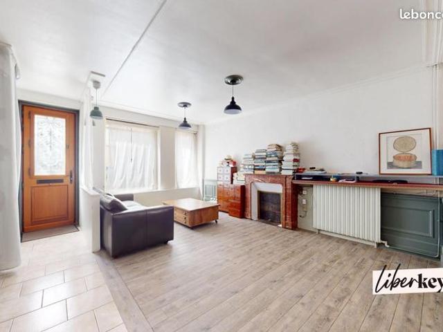 Maison vente à Saint-Lubin-des-Joncherets, Eure-et-Loir