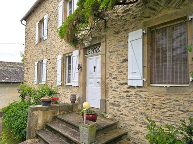 Maison vente à Villefranche-de-Rouergue, La Salvetat-peyralès
