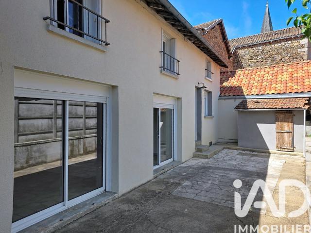 Maison vente à Confolens, Massignac