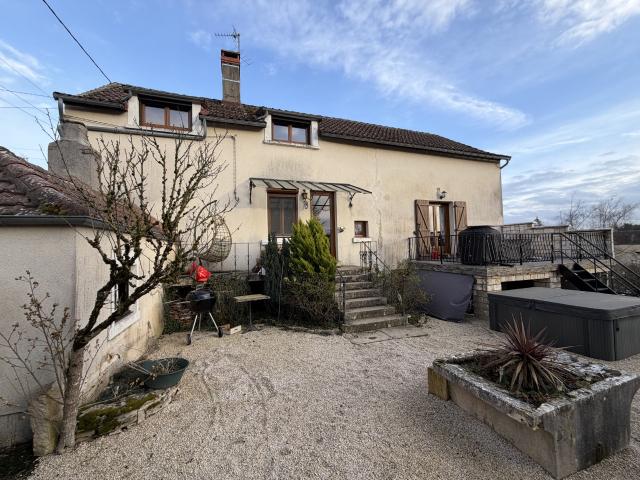 Maison vente à Montbard