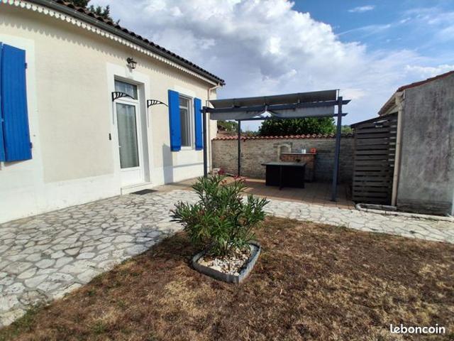 Maison vente à Saint-Jean-d'Angély, Saint-julien-de-l'escap