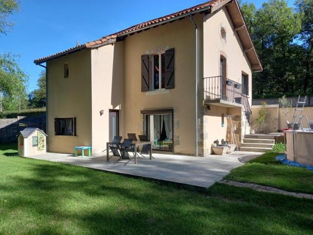 Maison vente à Villefranche-de-Rouergue, Toulonjac