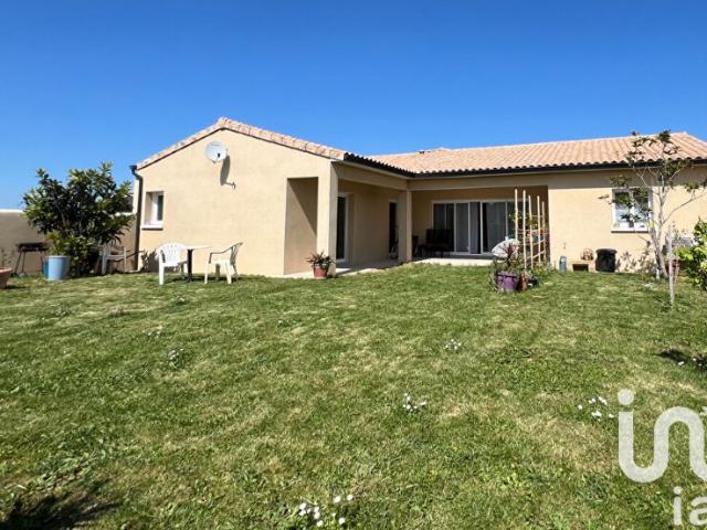 Maison vente à Rochefort, Port-des-barques