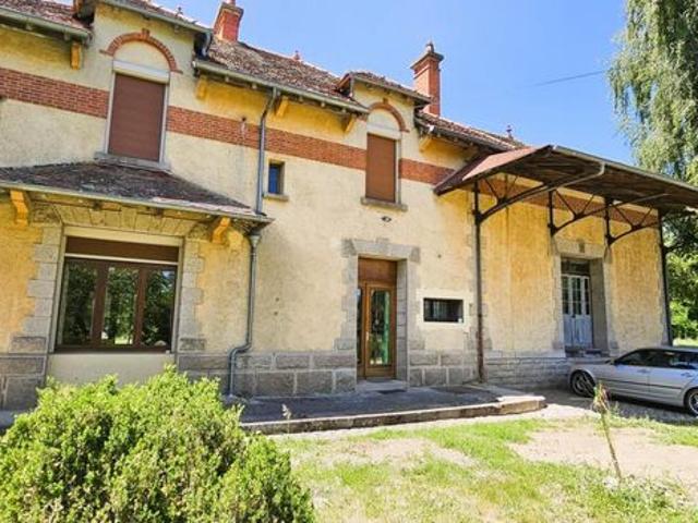 Maison vente à Montluçon, Terjat