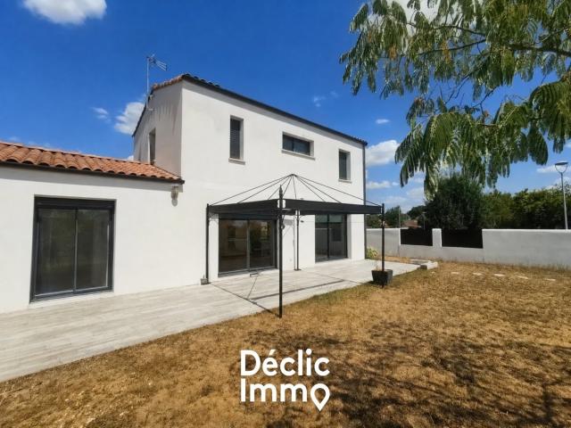 Maison vente à Épannes, Deux-Sèvres