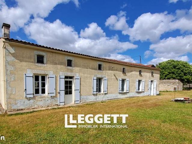Maison vente à Confolens, Barbezières