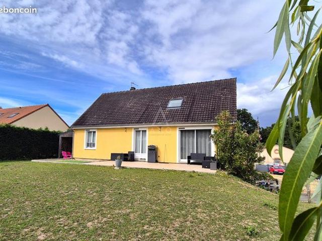 Maison vente à La Flèche, Cré