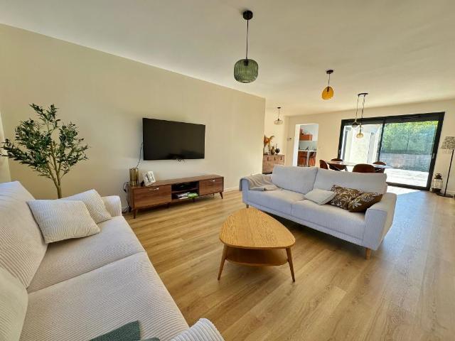 Maison vente à Nîmes, Aubais