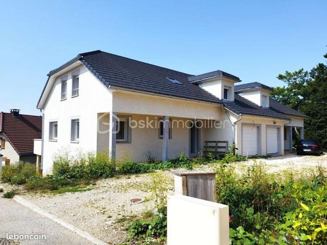 Maison vente à Saint-Claude, Morbier