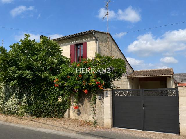 Maison vente à Port Laroque, Arveyres