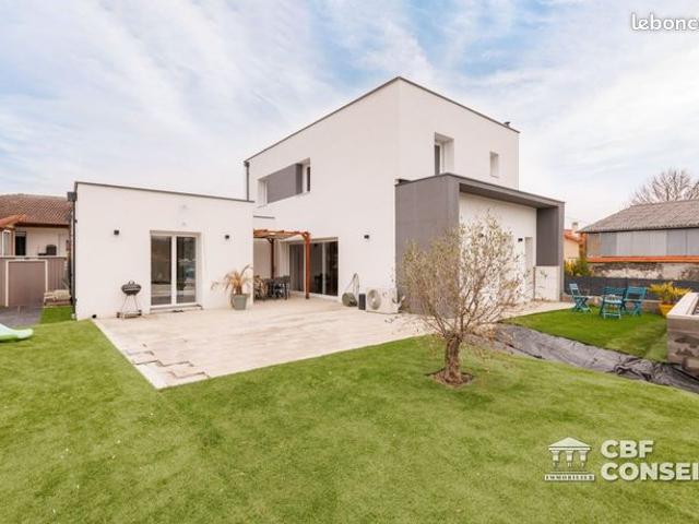 Maison vente à Riom, Entraigues