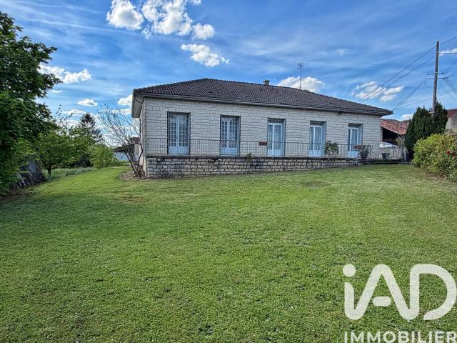 Maison vente à Confolens, Aunac