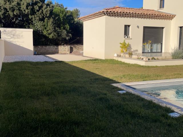 Maison location à Les Hauts de Villeneuve, Villeneuve-lès-Avignon