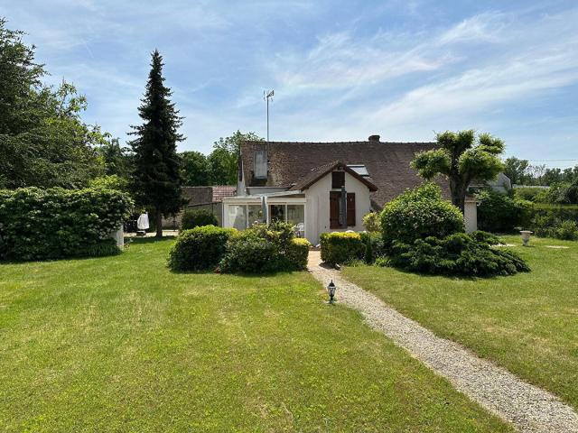 Maison location à Toury, Hermé