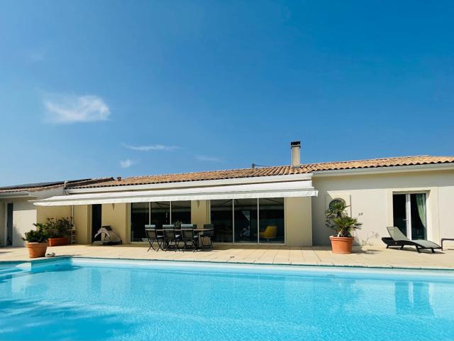 Maison vente à Saintes