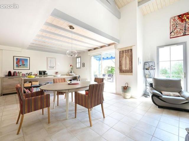 Maison vente à La Rochelle, La Flotte