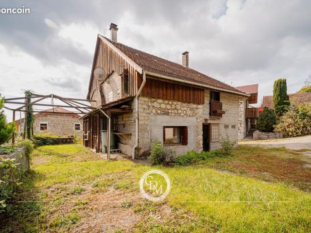 Maison vente à Saint-Julien-en-Genevois, Clarafond